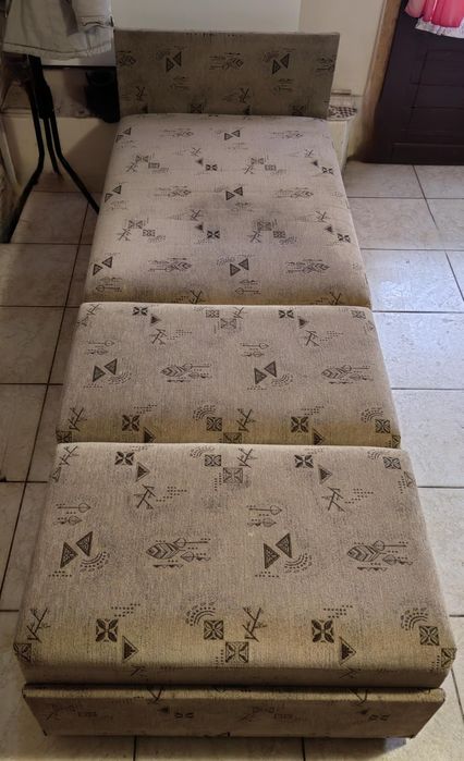 Fotoliu extensibil cu ladă de depozitare