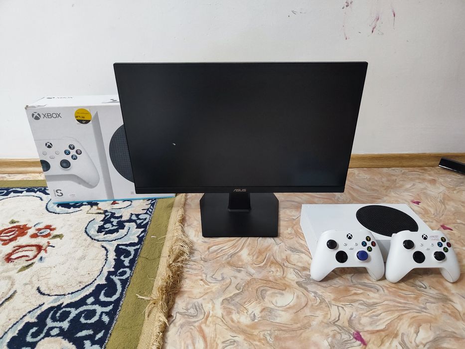 Xbox series s + монитор