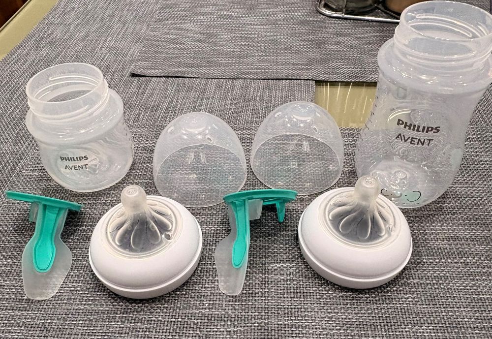 Ръчна помпа за кърма Philips Avent + аксесоари