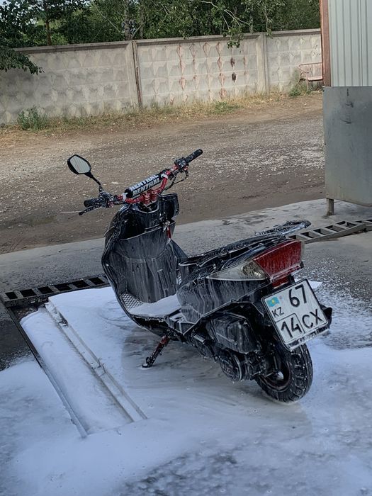 Продам скутер м8
