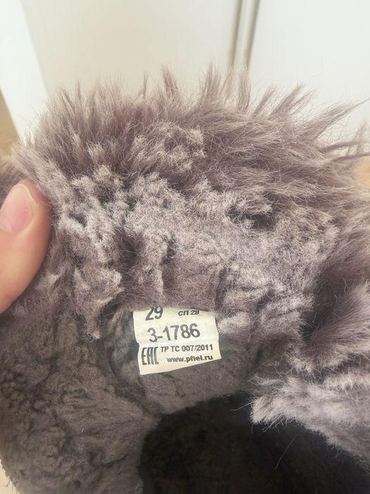 Продам детские зимние сапоги