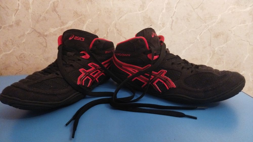 Борцовки ASICS бомбовые