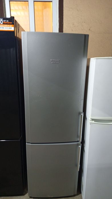 Холодильник SAMSUNG