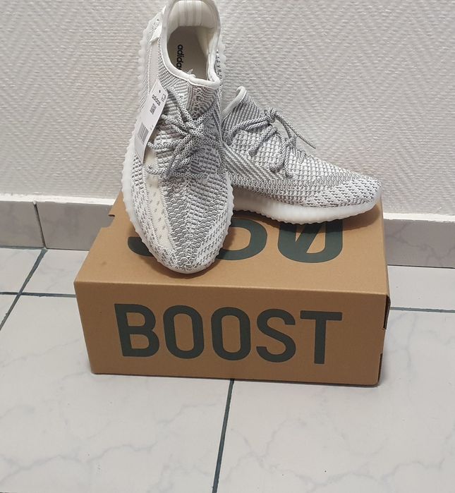 yeezy 350 v2 albi