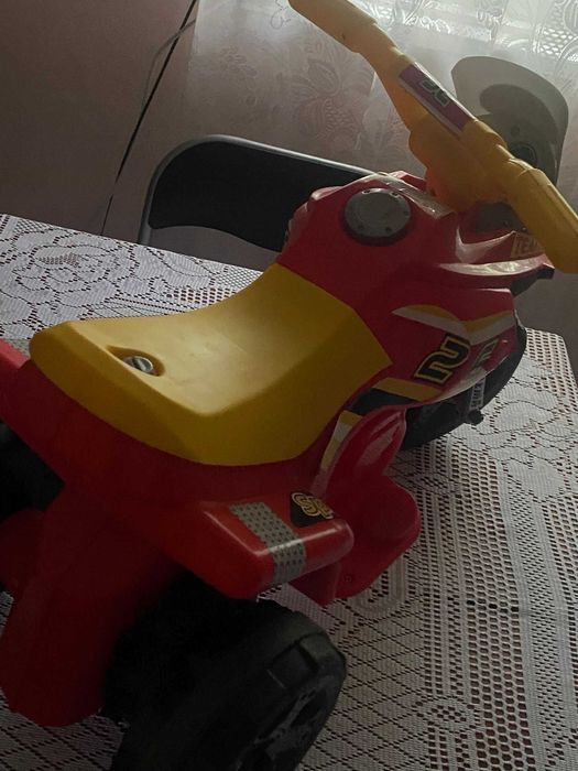 Motocicleta  electrica pentru copii
