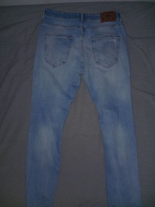 Blugi Pull&Bear bleu deschis, ripped