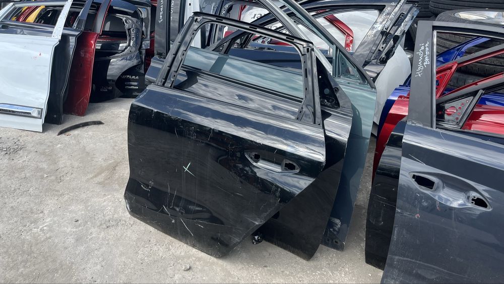 Задна лява врата Audi A3 8Y 2020-