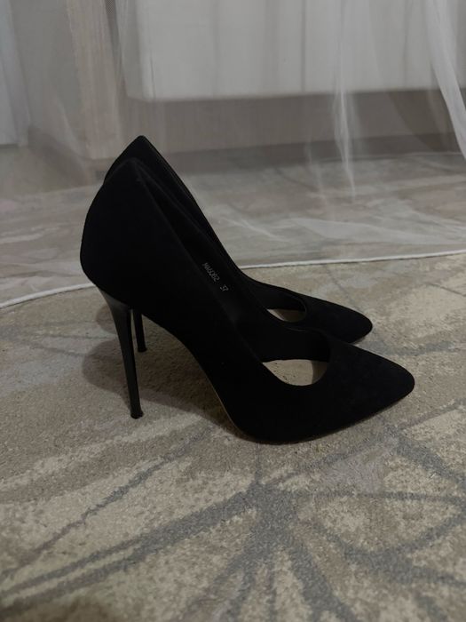 Каблук,туфли черный