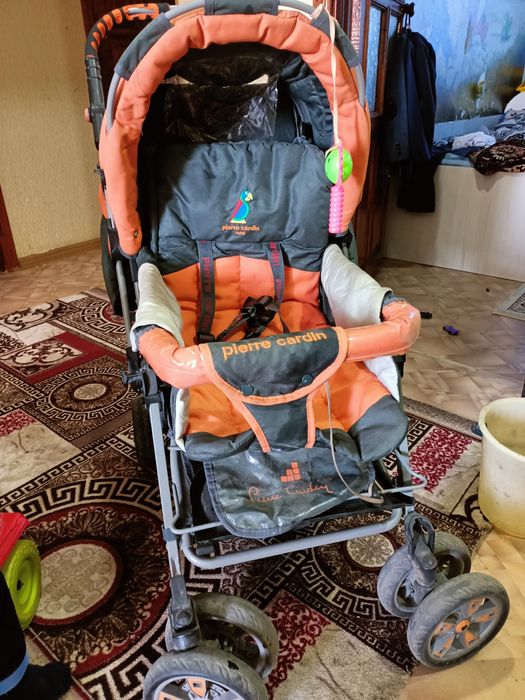 Продам коляску б/у 5000тг