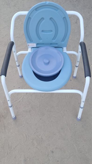 Биотуалет в отличном состояний