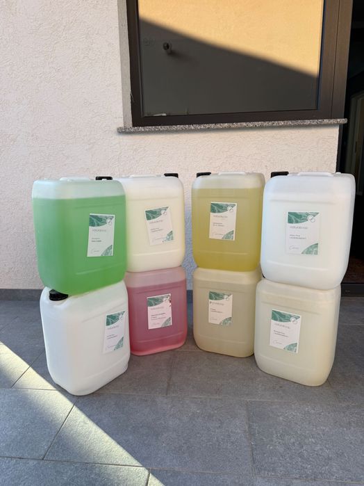 Vând produse de curățenie la bidon de 20 litri