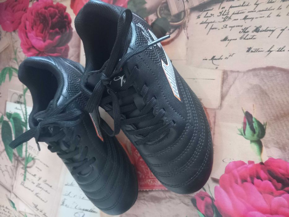 Adidași de fotbal