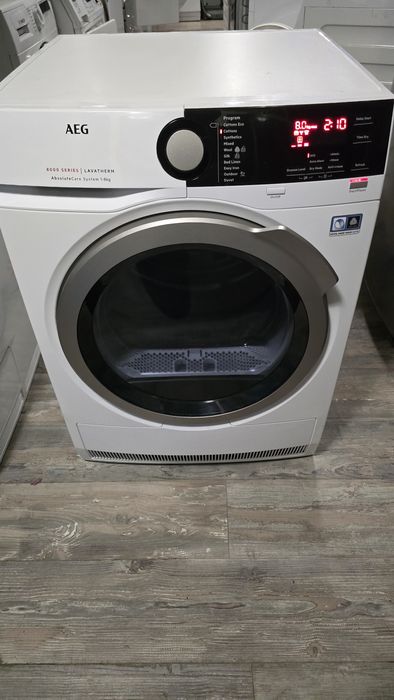 Сушилня AEG 8kg термо помпа