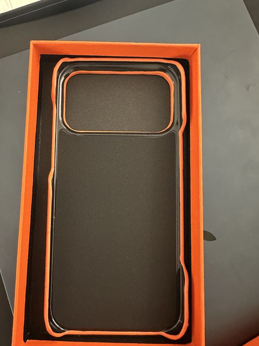 Hermès калъф за  17pro max