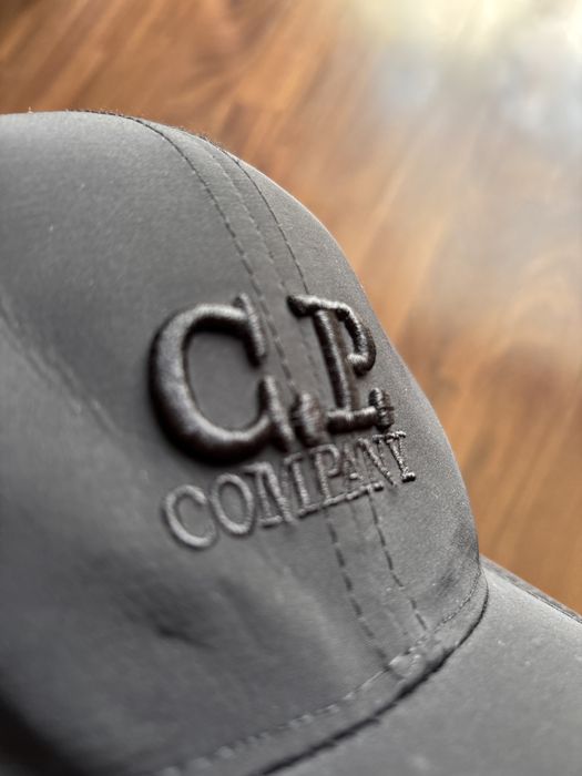 Cp company шапка