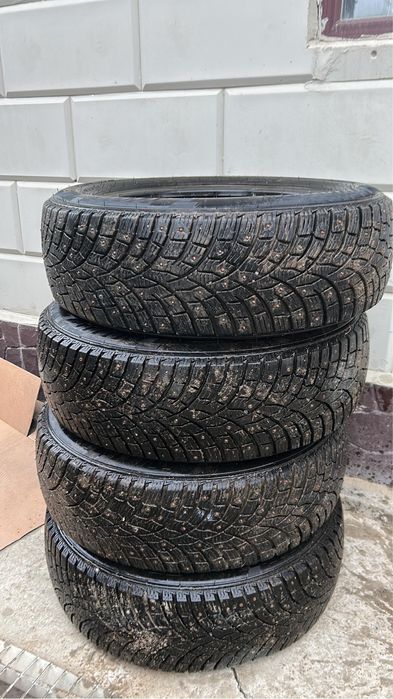 продаю покрышки 215/60 R17 TRIANGLE