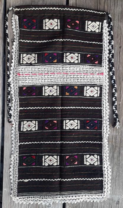 Автентична престилка за носия