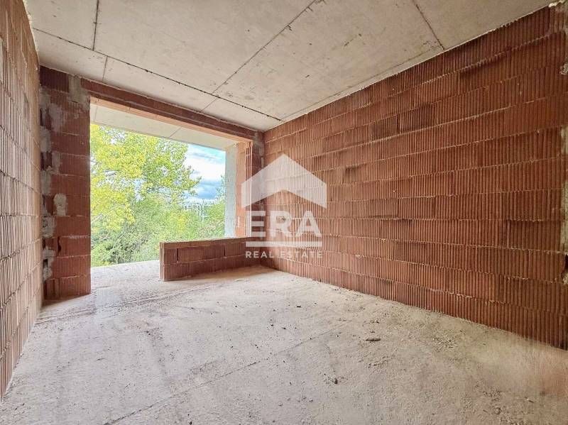 Двустаен апартамент със зелени гледки в ж.к. Малинова Долина