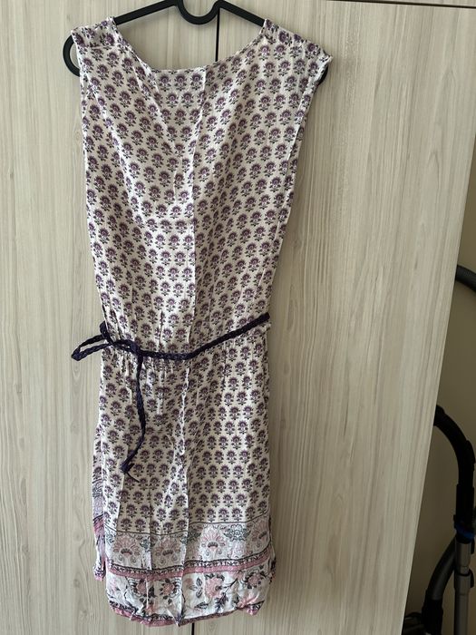 Рокля на цветя Esprit размер 36