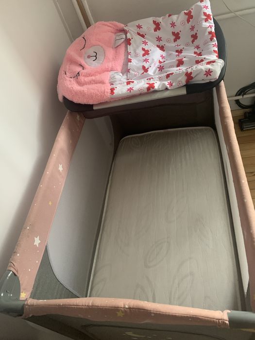 Кошарка+ бебешки матрак, спално бельо и чувалче за сън