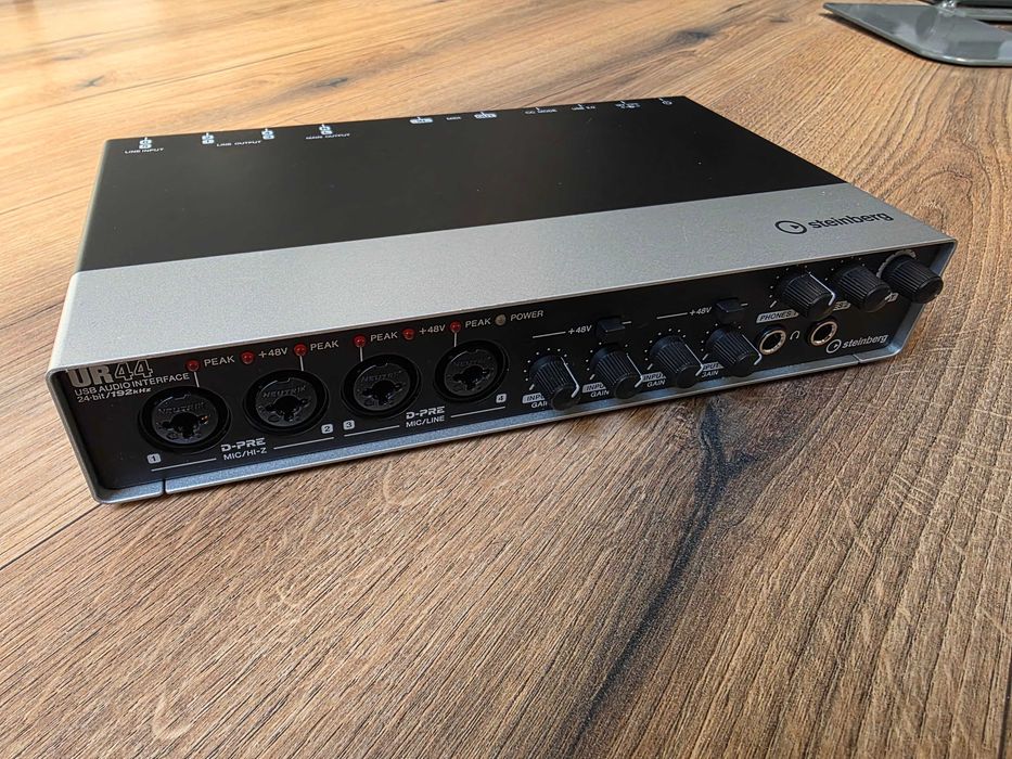 Steinberg UR44 USB audio interface