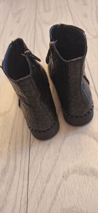 Ghete piele naturala cu strasuri, marimea 37, Primigi