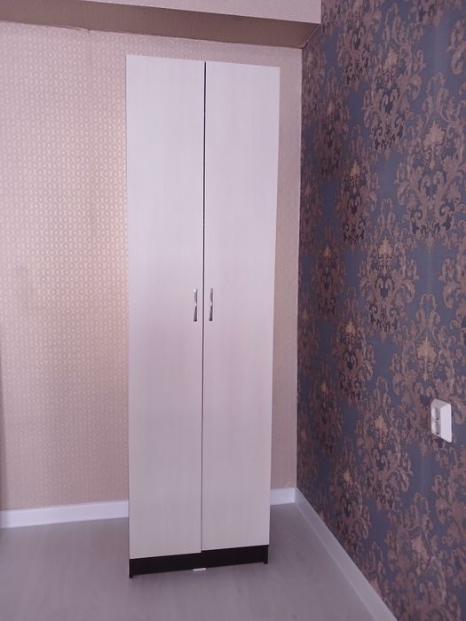 Продается шкаф-плательница
