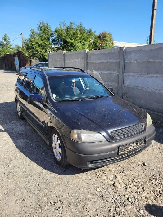 Usa fata/Usa spate Opel Astra G Break 1.6 B MOTOR DEFECT