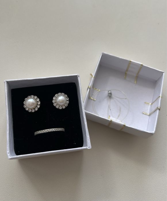 Продам срочно набор из серебра 925 пробы