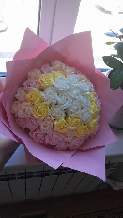 Букеты из мыльных роз.