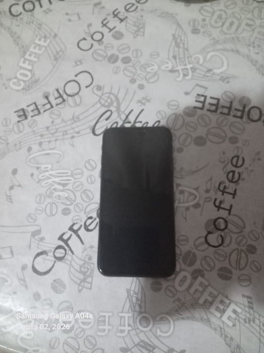 iPhone X 64 GB б/у