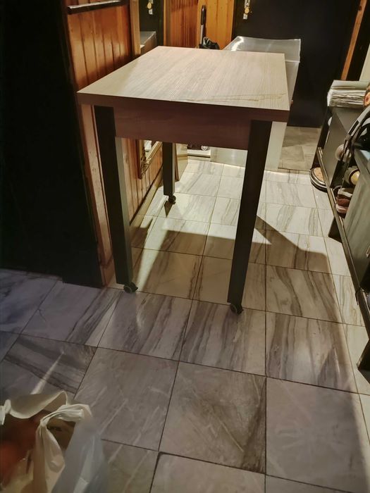 Маса кухненска, нова