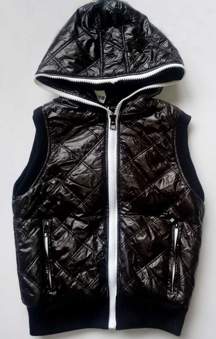 Грейка, елек, с интересен дизайн в черен цвят