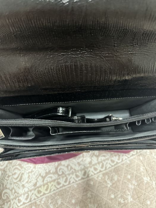 Продам портфель мужской