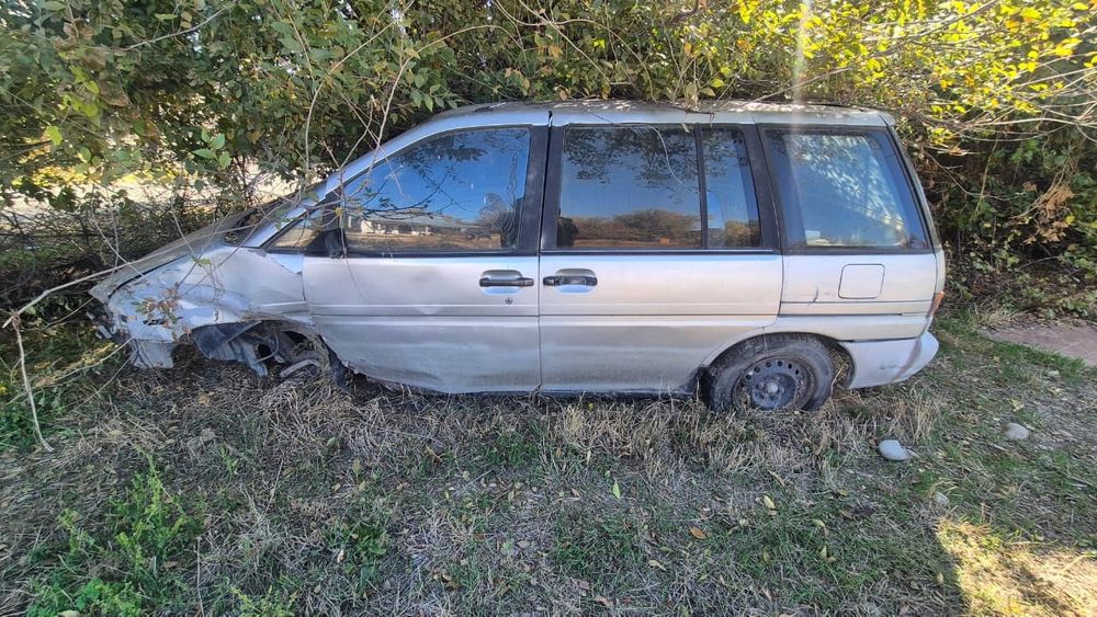 Nissan Prairie 1989 г.в.