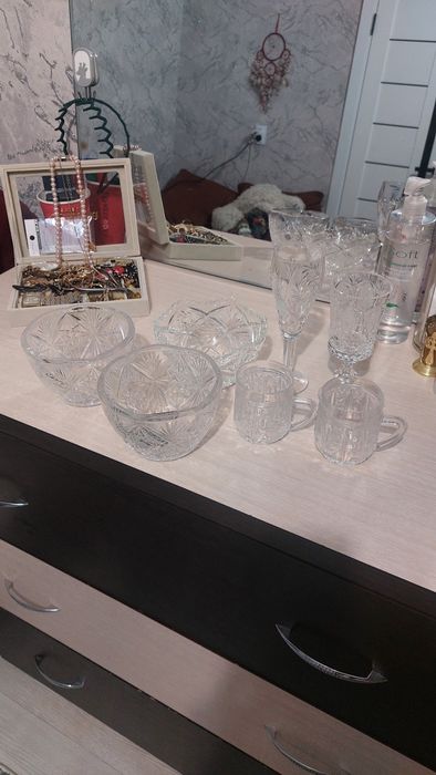 Продам хрусталь .