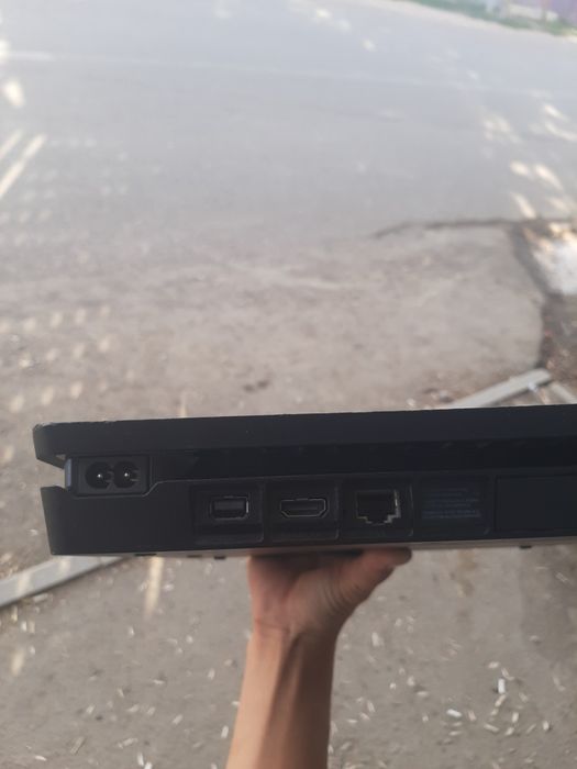ПС4 слим 512гб 5 игр подарок