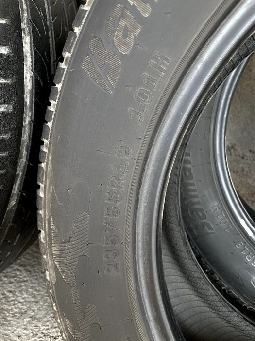 Б/У Балон R19 235/55 продается
