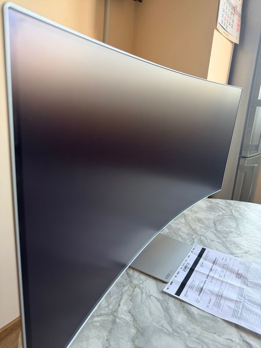 Samsung Odyssey G8 QD-OLED 34 Гаранция