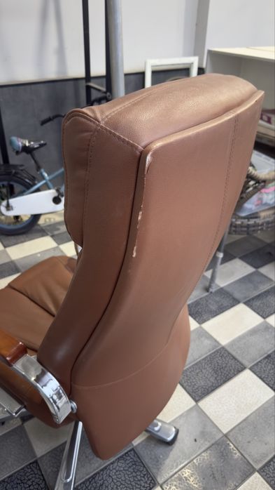 Ofis kreslosi sotiladi (Premium sifat)