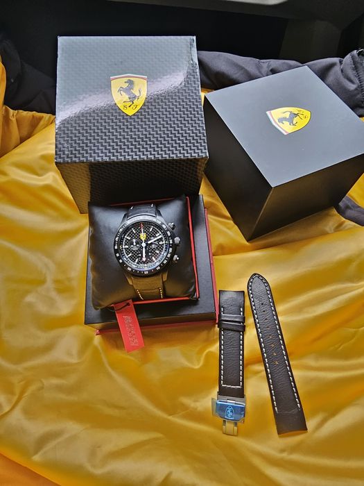 Часовник Ferrari