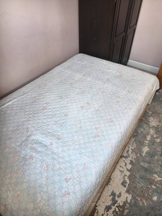 Продам кровать 120х200