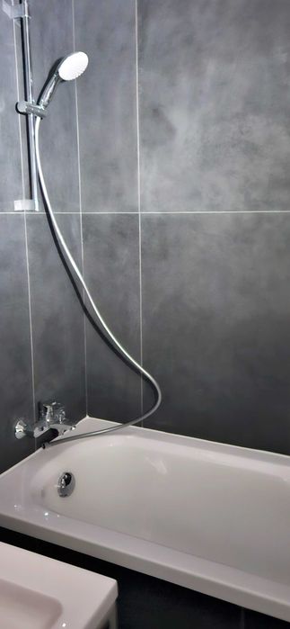 Apartament 3 camere,2 bai,etaj 1/3,lift,an constructie 2026