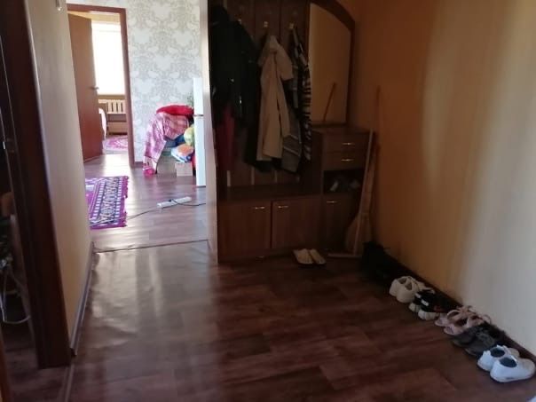 Продам 4 комнатную квартиру