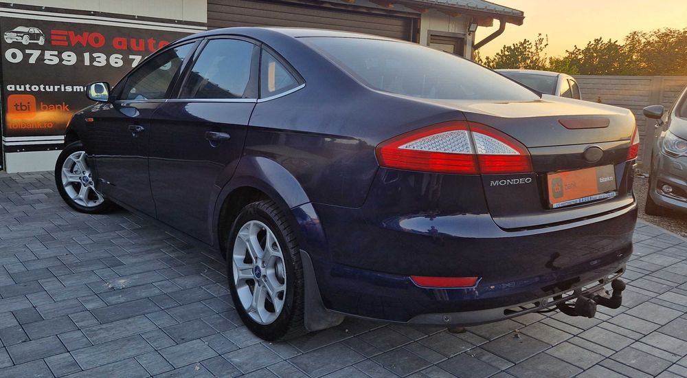 Ford Mondeo Titanium 2.0 Diesel, Sedan, Albastru, 140cp, Dotări full