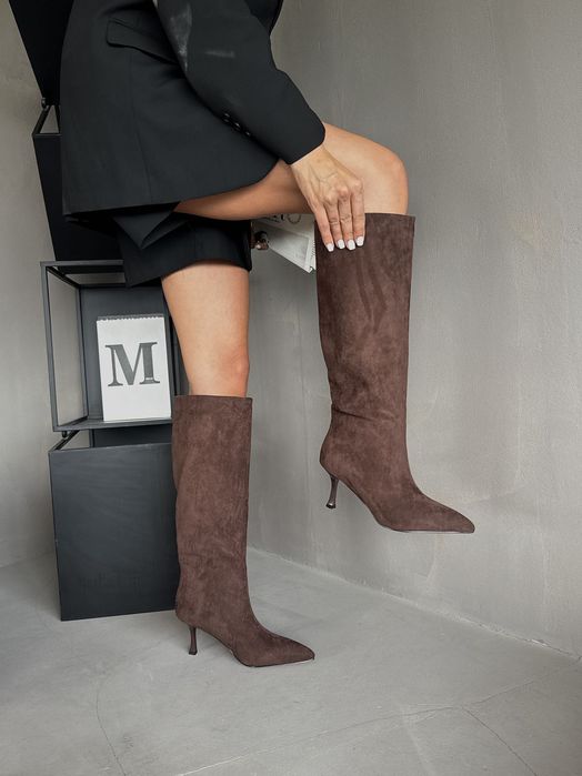 Дамски ботуши велур на ток