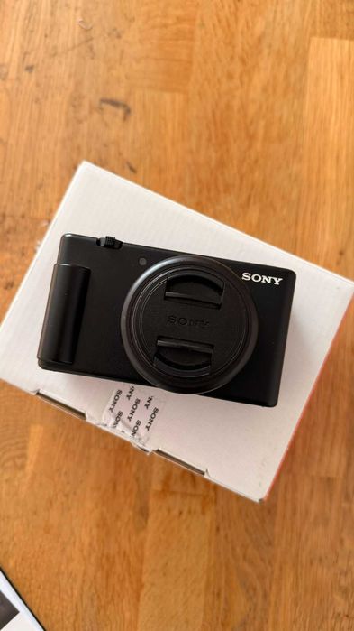 Sony ZV - 1F Camera Vlogging 4K