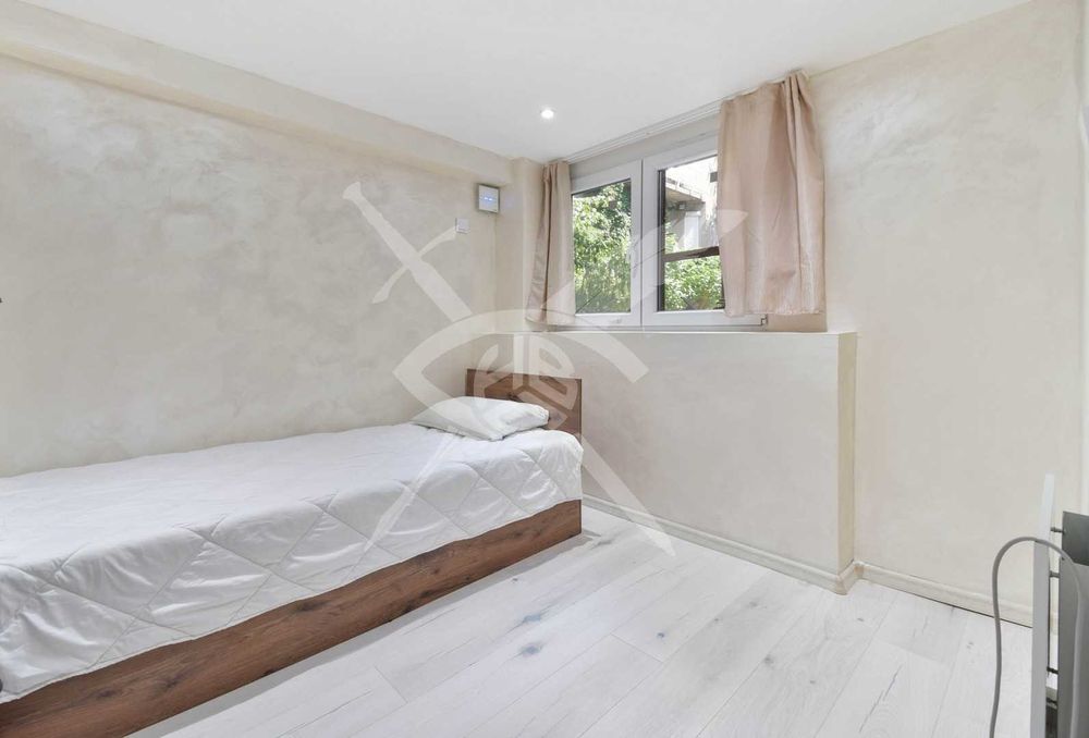 Дава се под наем Многостаен апартамент в София, Център - 120 кв.м за 995 € - Снимка #10