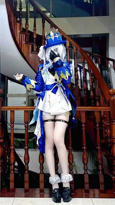 Аниме косплей перука бяла със сини кичури Furina Focalors Genshin