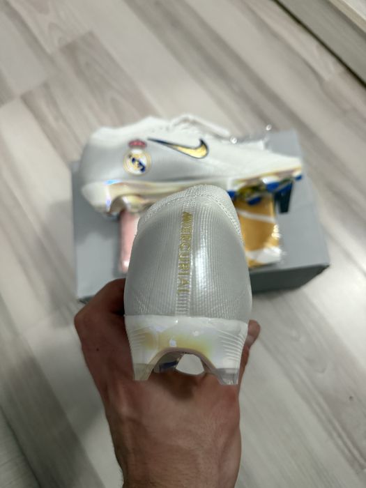 Ghete fotbal Nike Mercurial Vapor 16 FG Real Madrid marimea 40